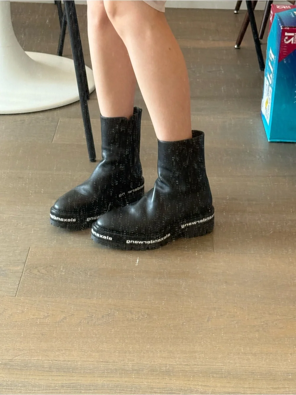 Alexander Wang minimal black